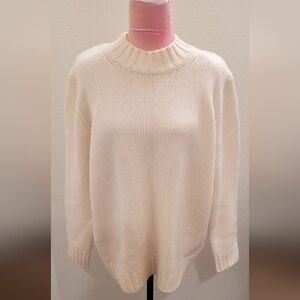 Zara Crew Neck Cream Sweater Women's Classic